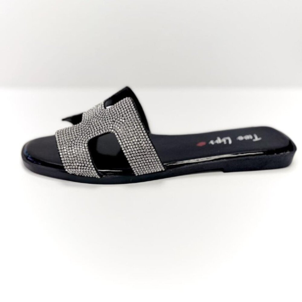 NWT Rhinestone Slide by Two Lips